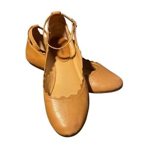 Tan Ankle Strap Ballet Flats Women's Shoes Scalloped Edges Casual Leather‎ 7 1/2